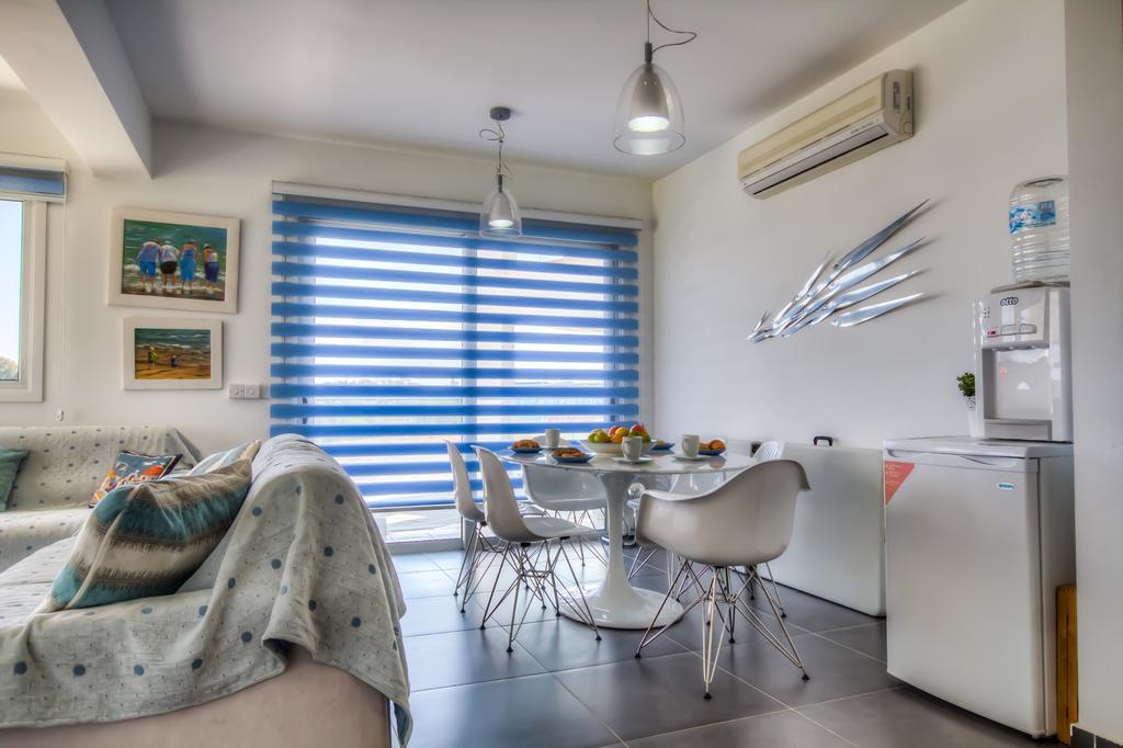 Beachfront Trident Протарас Екстериор снимка
