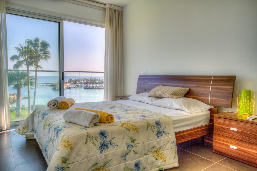 Beachfront Trident Протарас Стая снимка
