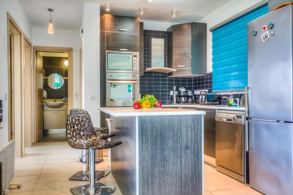 Beachfront Trident Протарас Екстериор снимка